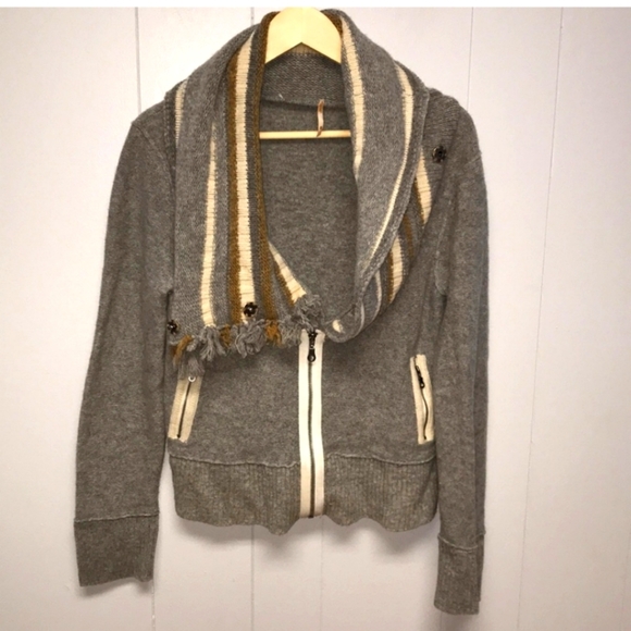Free People Wool Grey Sweater - Picture 1 of 5